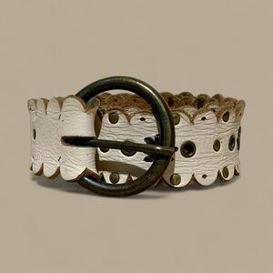 Old Navy White Leather Belt with Brass Accents Size 36 in